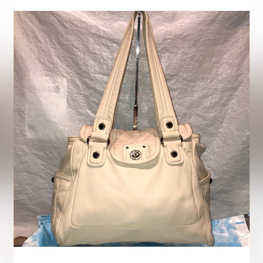 Marc by Marc Jacobs cream pebble leather purse - Picture 2 of 16